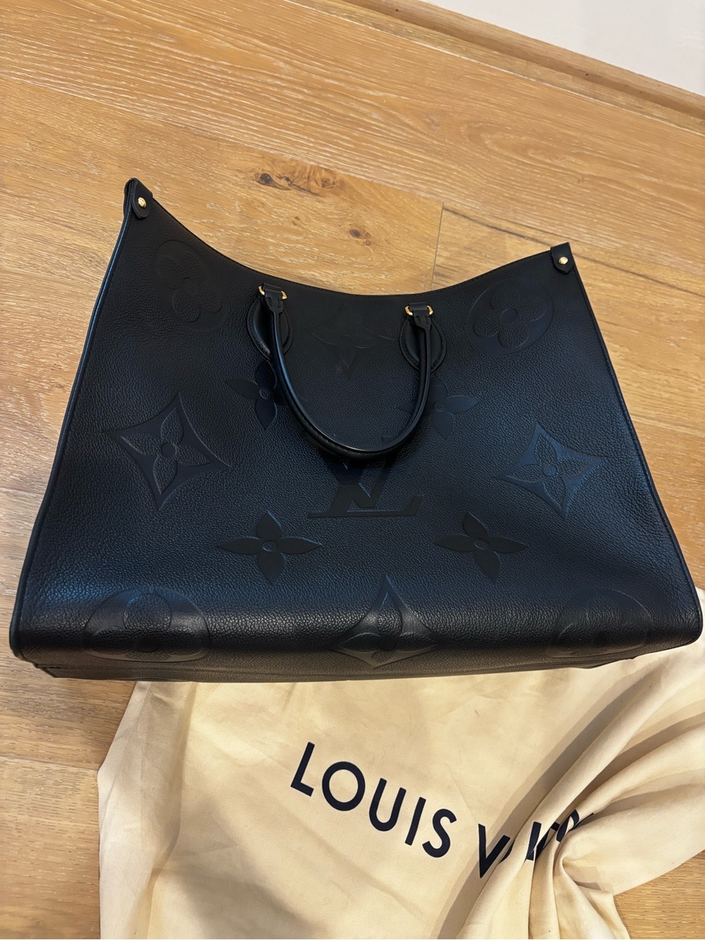 Louis Vuitton Black OnTheGo Empreinte GM Leather Tote Bag - Picture 7 of 13